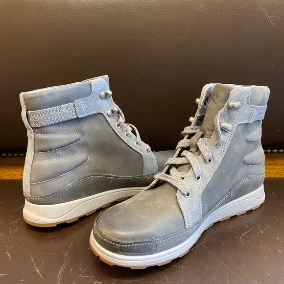 Chaco Sierra waterproof leather lace up boot - Picture 3 of 3